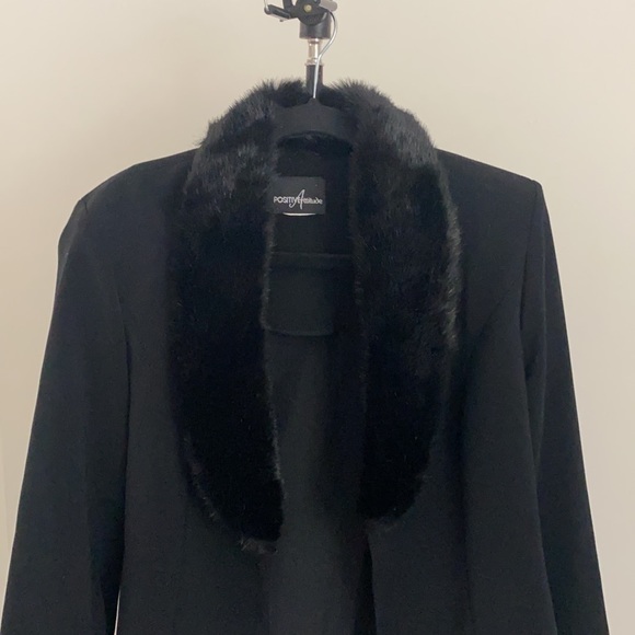 Cropped blazer with fur - Picture 2 of 3